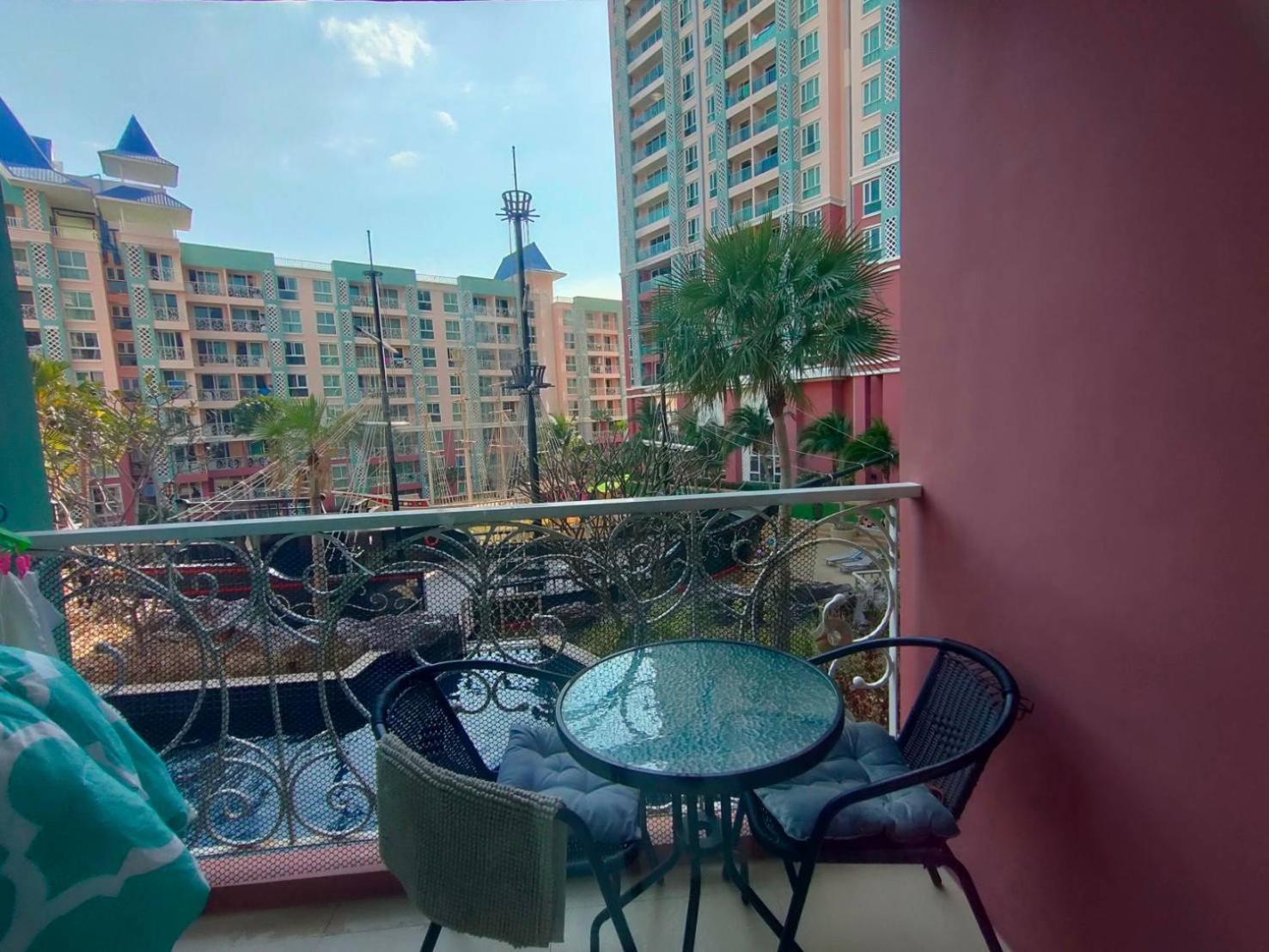 Grande Caribbean Condo by Suneeya Pattaya Exterior foto